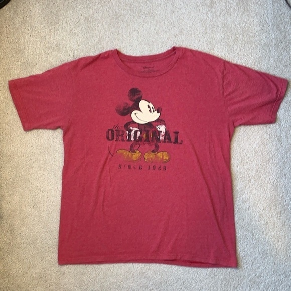 Disney Other - Disney Men’s red short sleeve t-shirt with Mickey Mouse on front, size XL, EUC
